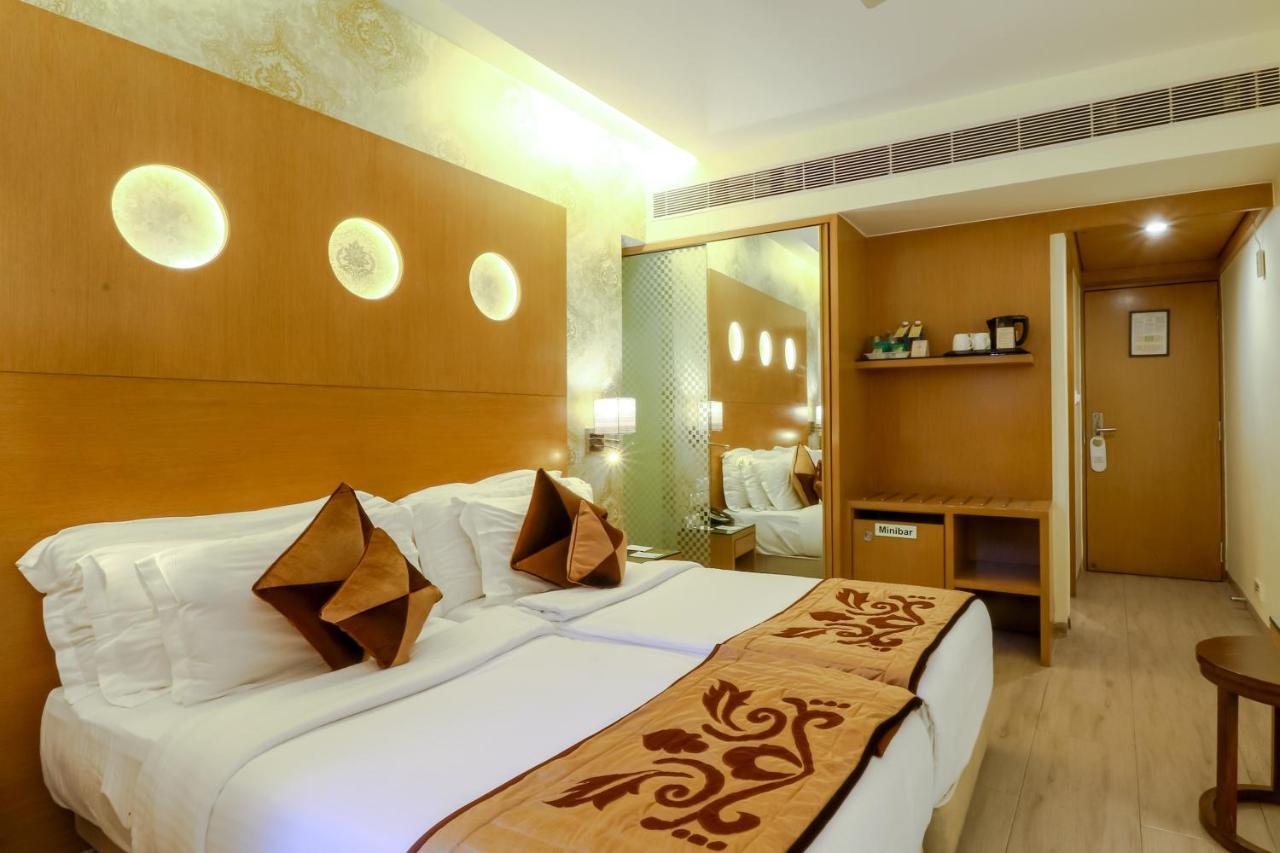 Salida Del Sol Hotel Panaji Eksteriør billede